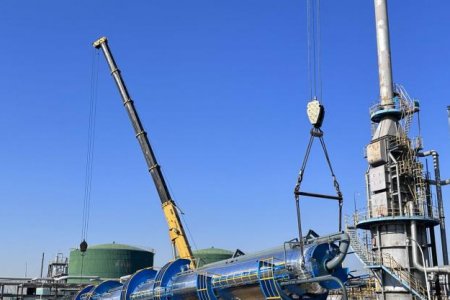 “银塔擎天”——芳烃抽提项目建设再迈关键一步